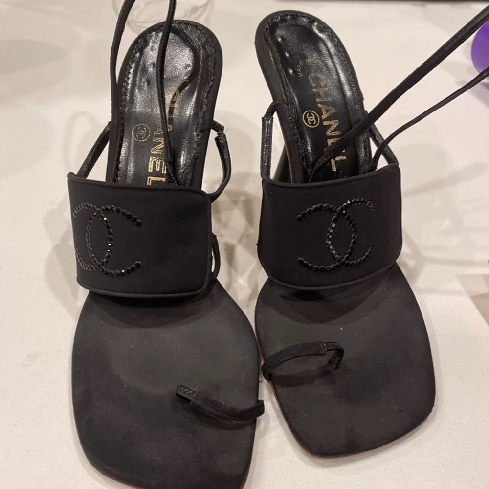 Chanel 90s Vintage Strappy heels